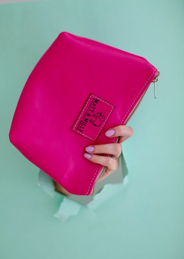 Exclusive Makeup Bag - Image 10