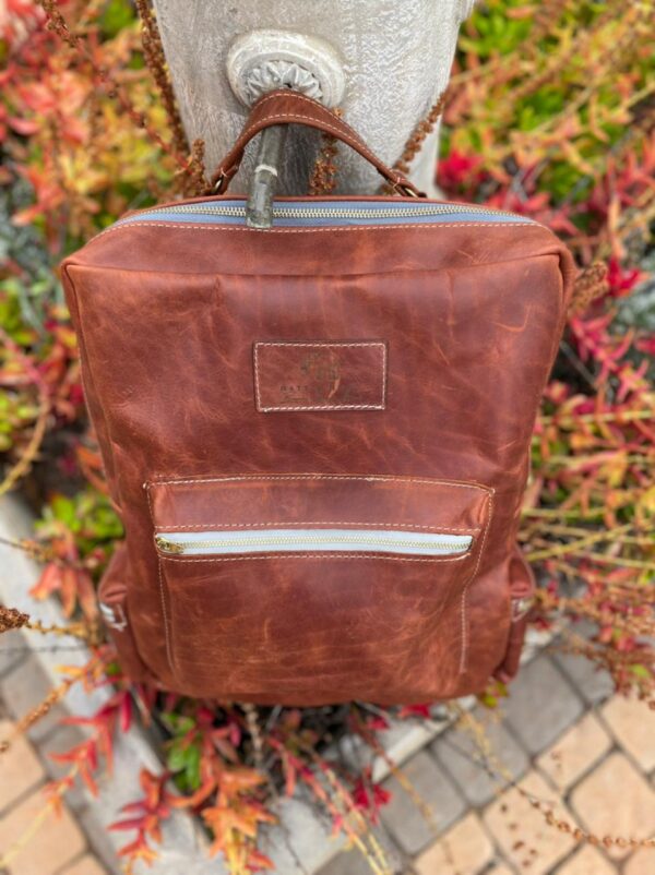 The EXPLORER backpack - Image 7